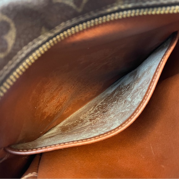 Vintage Louis Vuitton Monogram Crossbody - Picture 7 of 15